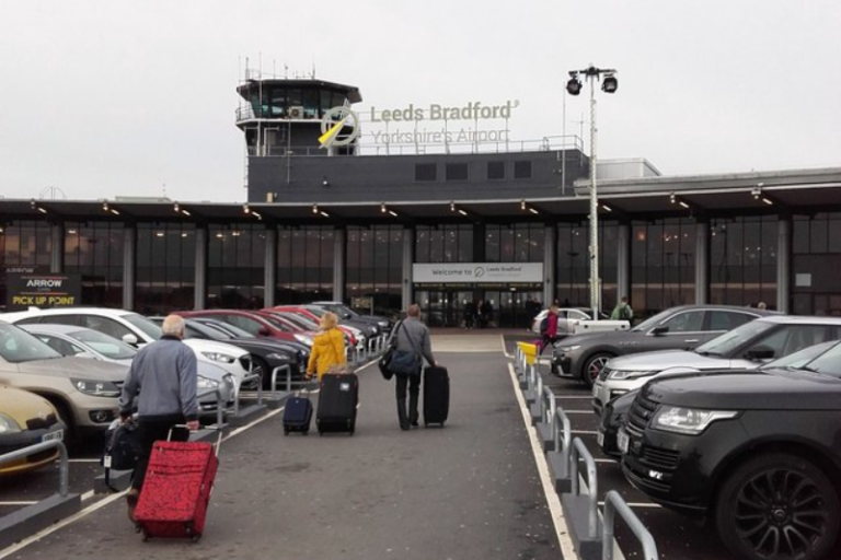 Easy and Affordable Taxi Airport Leeds Services