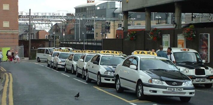 Leeds-taxi-