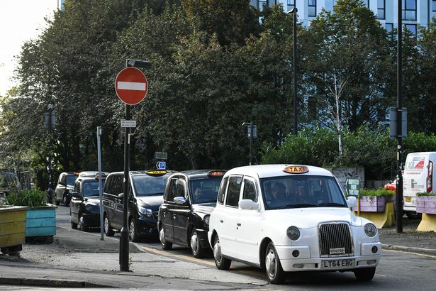 How Leeds Airport Taxis Are Moving Towards Sustainability