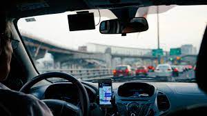 Benefits of Using Electric Taxis for Airport Transfers