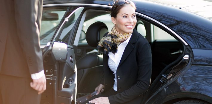 Are Electric Taxis Available for Leeds Airport Transfers