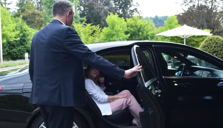 Leeds Airport Taxis for Passengers with Hearing Impairments